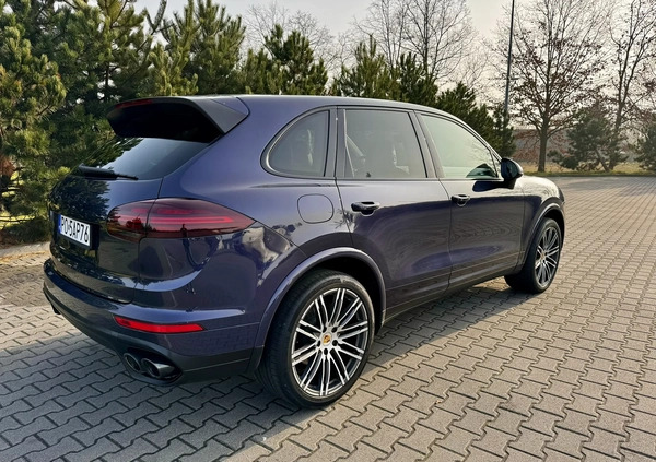 Porsche Cayenne cena 109000 przebieg: 380000, rok produkcji 2016 z Rogoźno małe 79